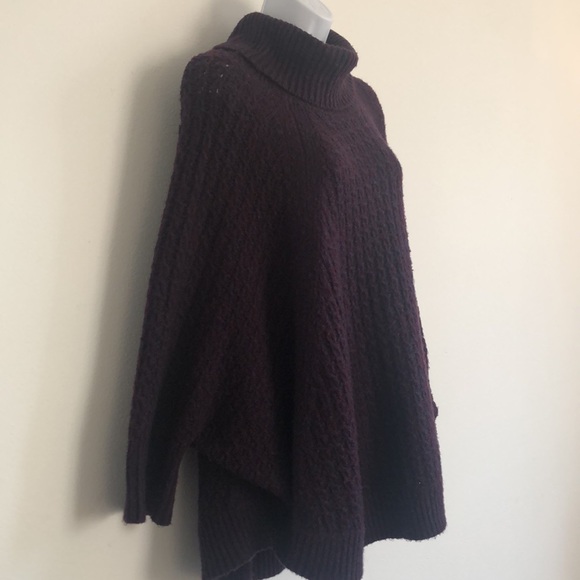 Lou&Gray Poncho - Picture 4 of 5